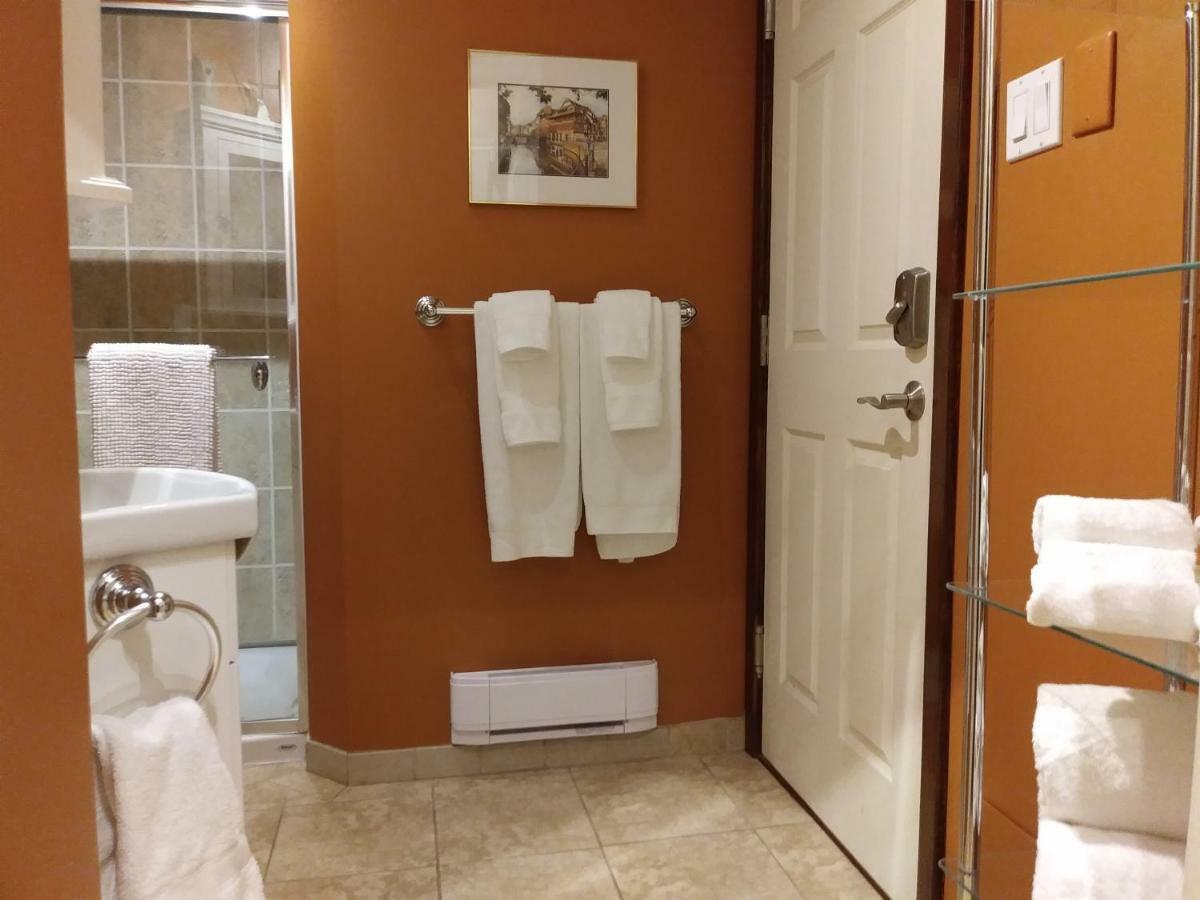 Vieux-Old Farnham Appart-Condotel Dış mekan fotoğraf